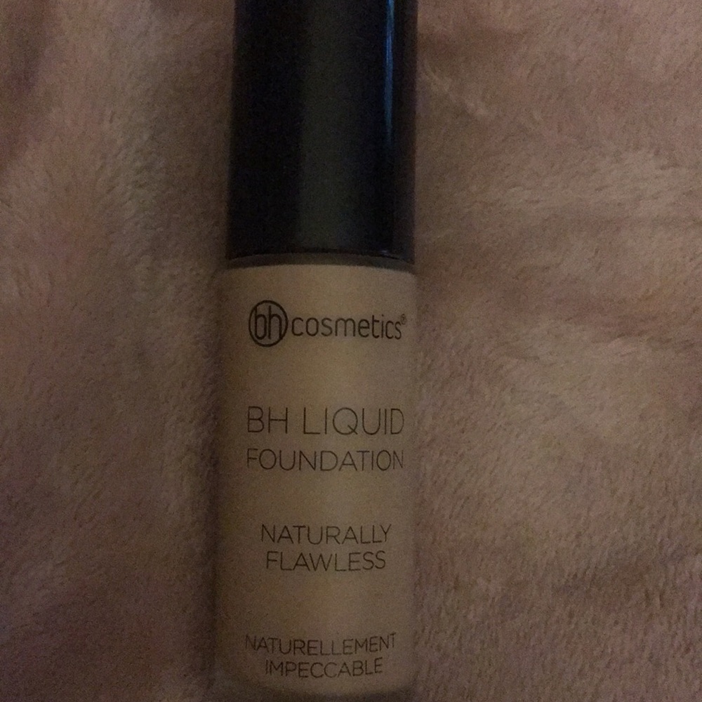 BH cosmetics naturally flawless foundation